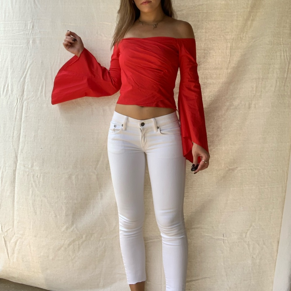Red bell sleeve crop